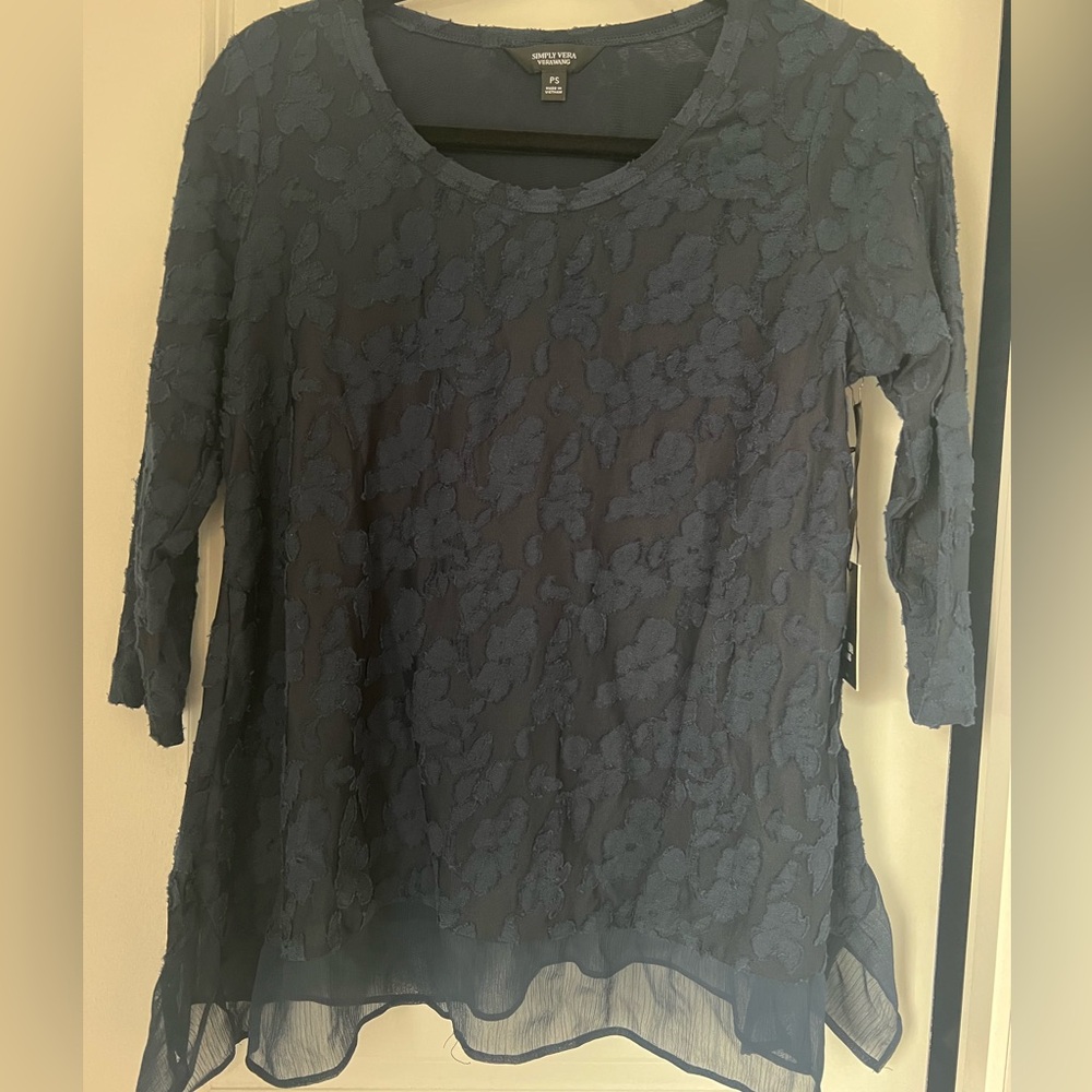 Simply Vera Vera Wang women’s long sleeve blue shirt petite small